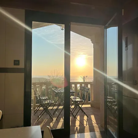 View Pool Aloha-te Pantin